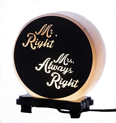 Лампа с бяла гималайской сол Mr Right Mrs Always Right - Лампа с гималайской розова сол – 8,75 x 6 x 4 инча – Стилен външен вид - Топъл и успокояващ ефект – Дървени база лампи – Крис